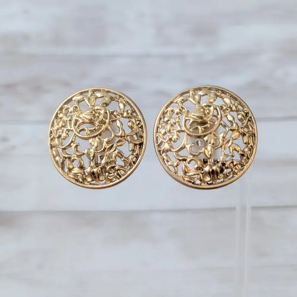Vintage Clip On Earrings - Very Large 1.5" Gold Tone Ornate Circle Statement